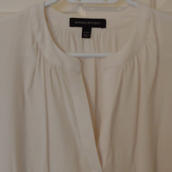 Collarless blouse - Picture 4 of 4